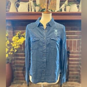 NWT the whole herd denim embroidered horse button down